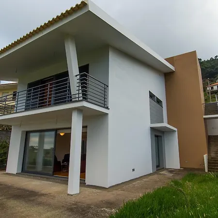 Moradia Penha D' Aguia Holiday home